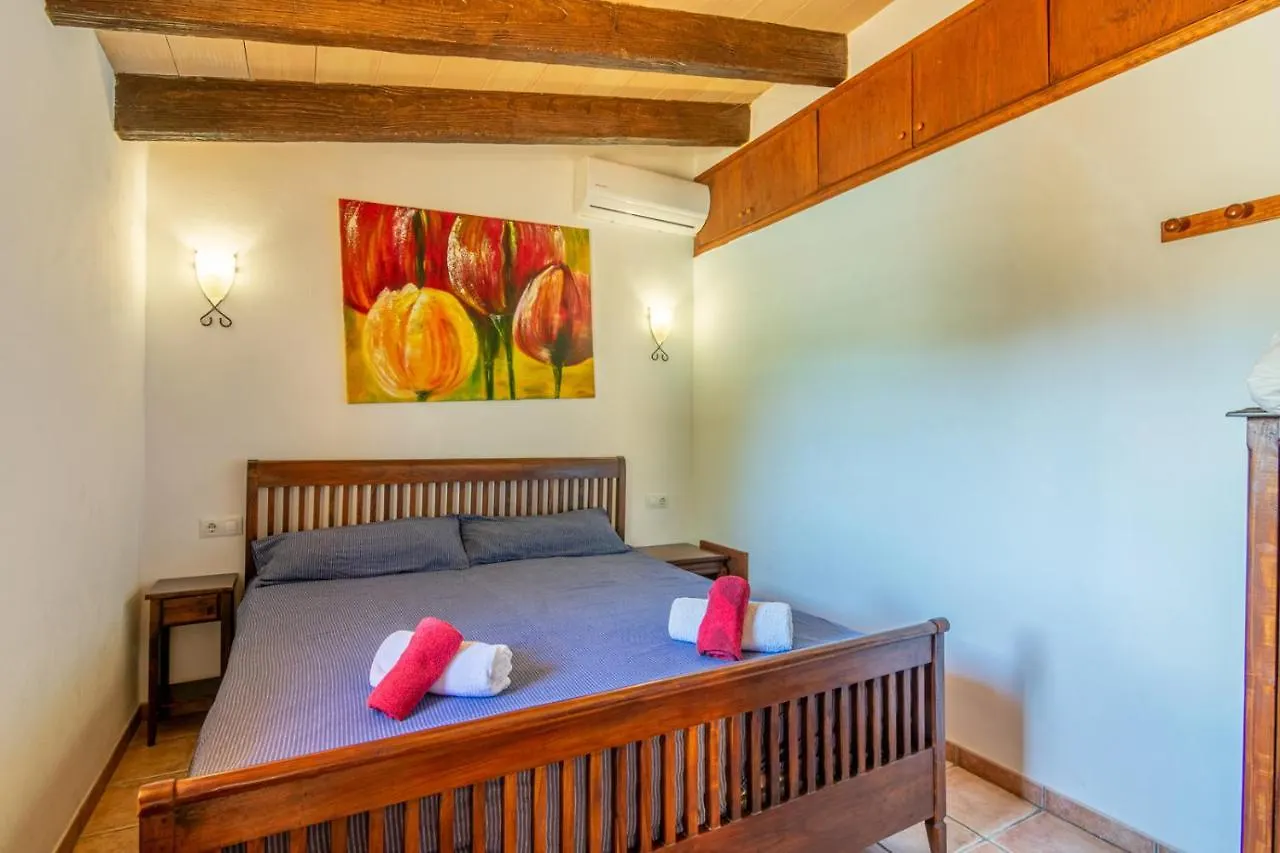 Casa Con Piscina A 1 Km Del Mar Y Del Pueblo Villa Alcudia  Spain