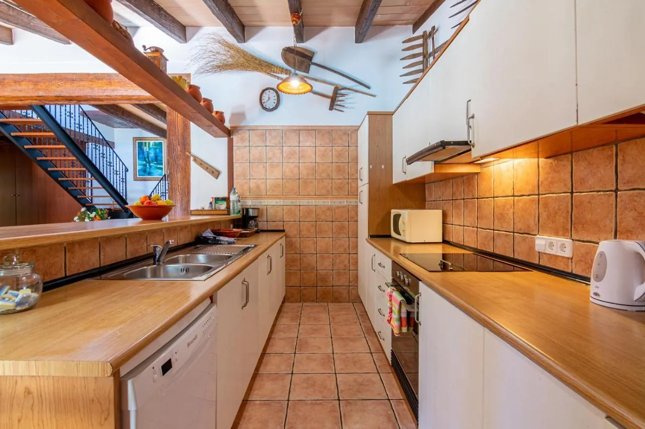 Casa Con Piscina A 1 Km Del Mar Y Del Pueblo Villa Alcudia   Alcudia (Mallorca)